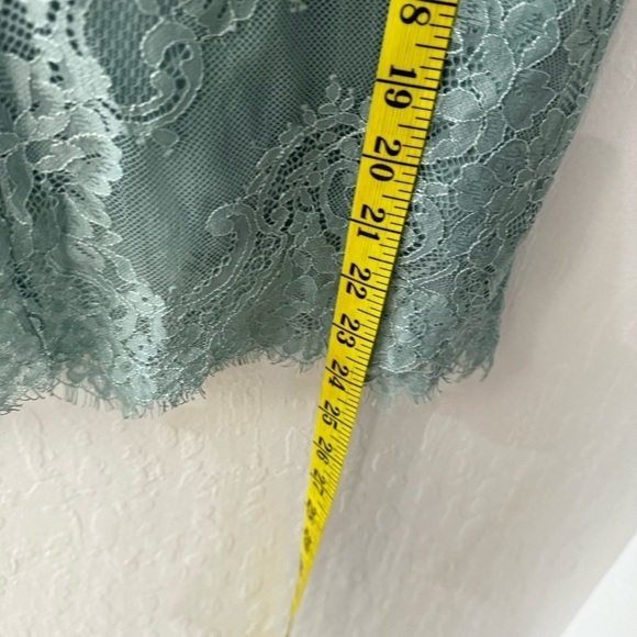 Lulus Pure Genius Sheer Sage Green Lace Top S - Picture 4 of 9